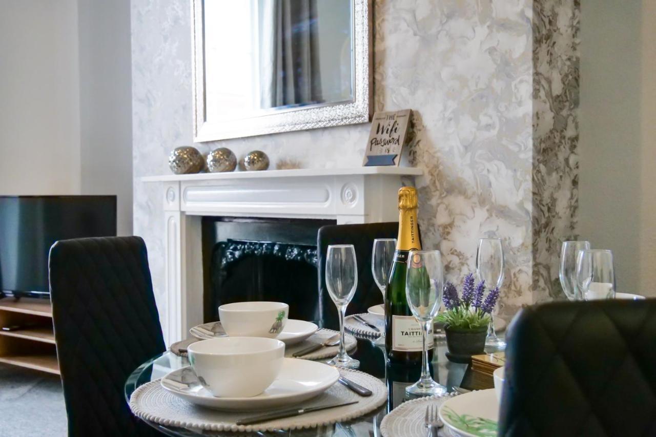 Margaret'S Terrace By Fortuna Property Cheltenham Bagian luar foto