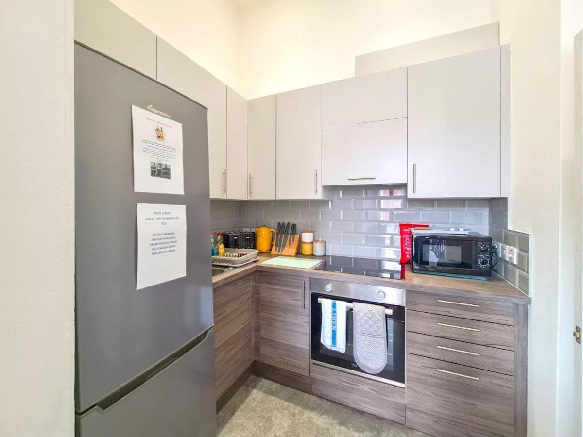 Margaret'S Terrace By Fortuna Property Cheltenham Bagian luar foto